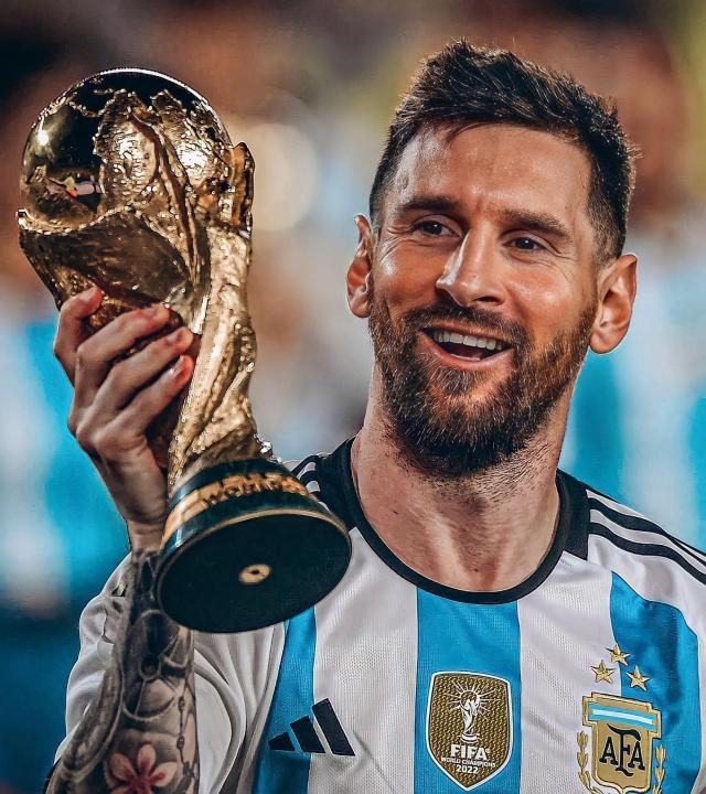 星空体育-油爹孤注一掷15亿求购，梅西为何选择垫底队迈阿密